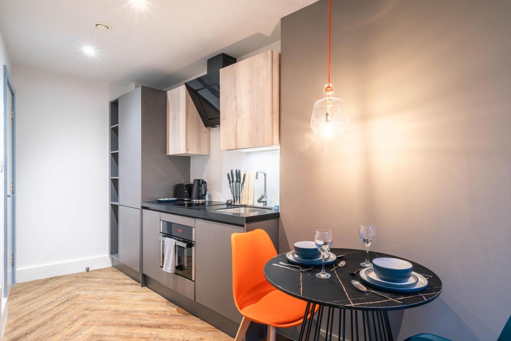 Apartamento Stylish 2 Bedroom In *