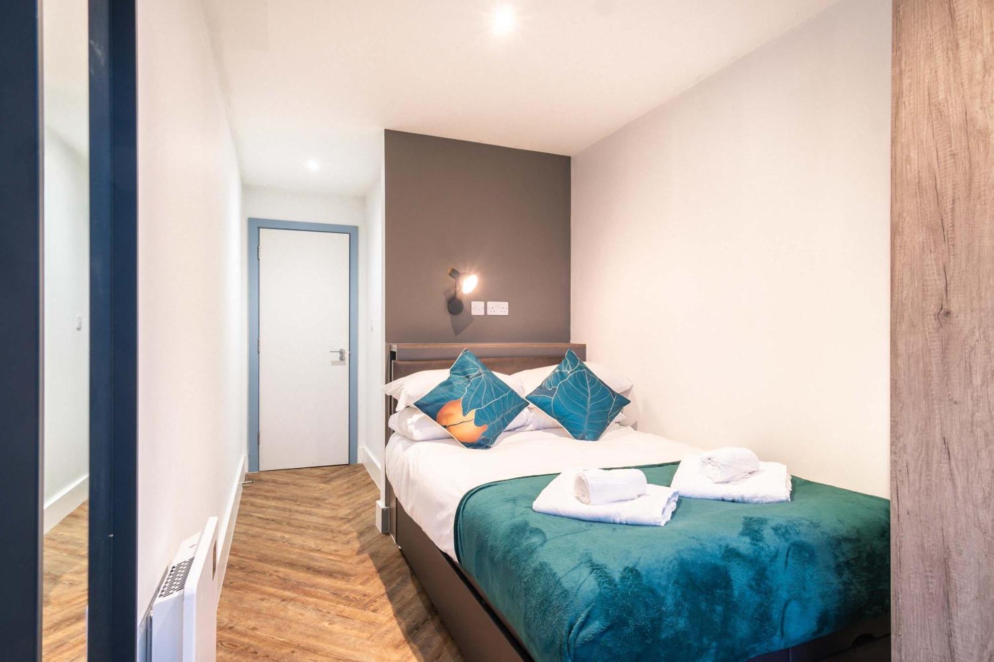 Stylish 2 Bedroom In Apartamento *